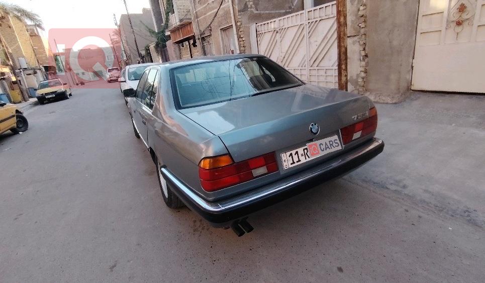 بي ام دبليو الفئة 7